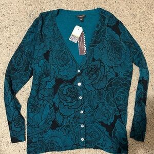 Dana Buchman Black and Green Cardigan Sweater